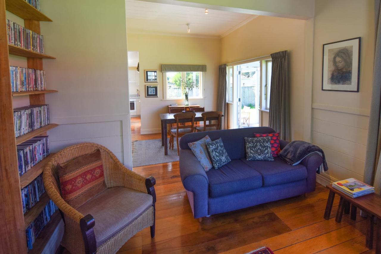 The Vicarage Martinborough Villa Eksteriør bilde